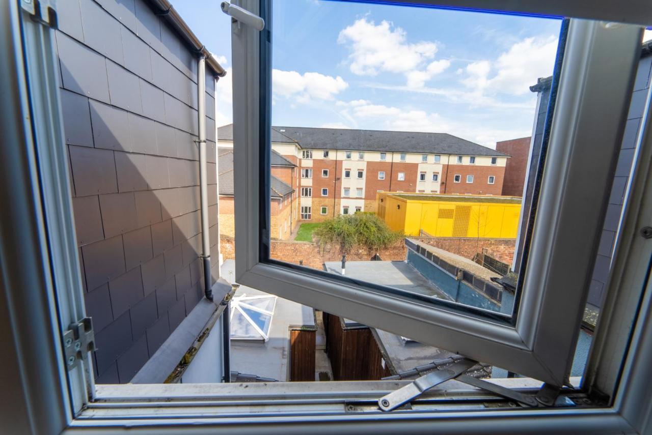 Staysa Equipped Studios Near Qe And Uob In Guesthouse Close To The City! Birmingham Room photo